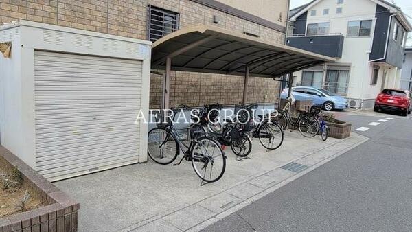 apartment 埼玉県吉川市中央２丁目
地図を見る