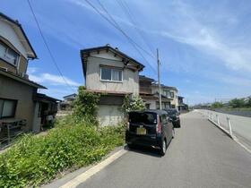 石川県小松市松生町