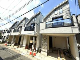 東京都世田谷区下馬４丁目