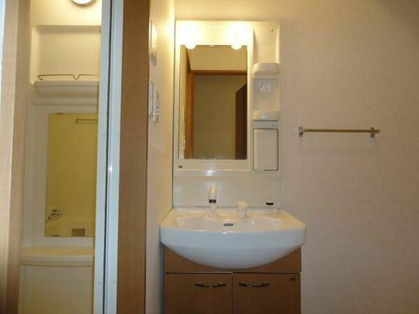 apartment 茨城県筑西市二木成
地図を見る