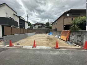 大阪府寝屋川市東香里園町