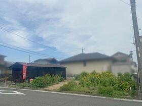 三重県鈴鹿市岸岡町