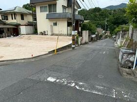 広島県広島市佐伯区八幡が丘2丁目
