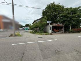 石川県白山市上島田町