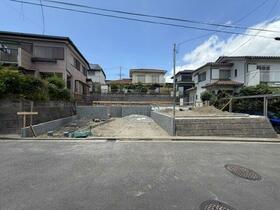 神奈川県横浜市金沢区釜利谷南４丁目