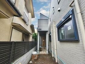東京都中野区江原町３丁目