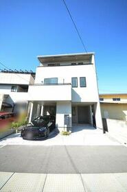 広島県安芸郡坂町横浜東１丁目