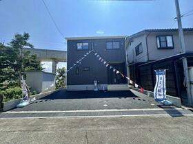石川県金沢市八日市３丁目