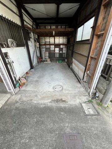 Image 10