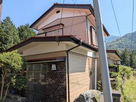 山梨県大月市富浜町鳥沢