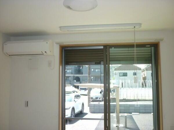 detached 東京都東久留米市金山町１丁目

地図を見る