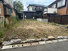 新潟県三条市石上３丁目