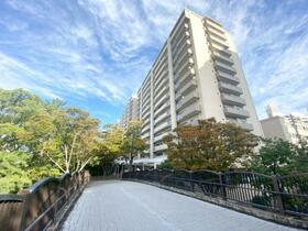 神戸ポートビレジ３号棟