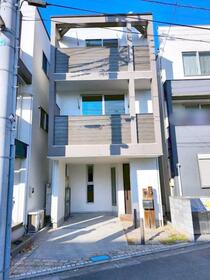 東京都荒川区荒川８丁目