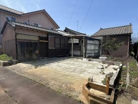 新潟県燕市吉田新田町