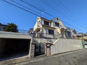 京都府京田辺市花住坂2丁目