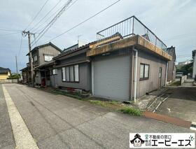 富山県富山市高園町