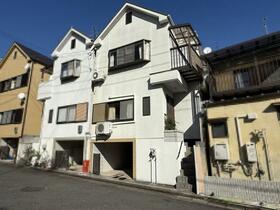 京都府京都市山科区川田御出町