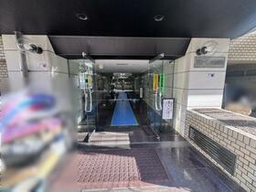 グローイン新宿御苑