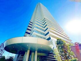 Ｗ　Ｃｏｍｆｏｒｔ　Ｔｏｗｅｒｓ