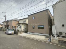 埼玉県比企郡滑川町月の輪６丁目