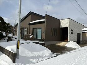 秋田県秋田市八橋本町４丁目