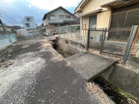 京都府京田辺市田辺沓脱