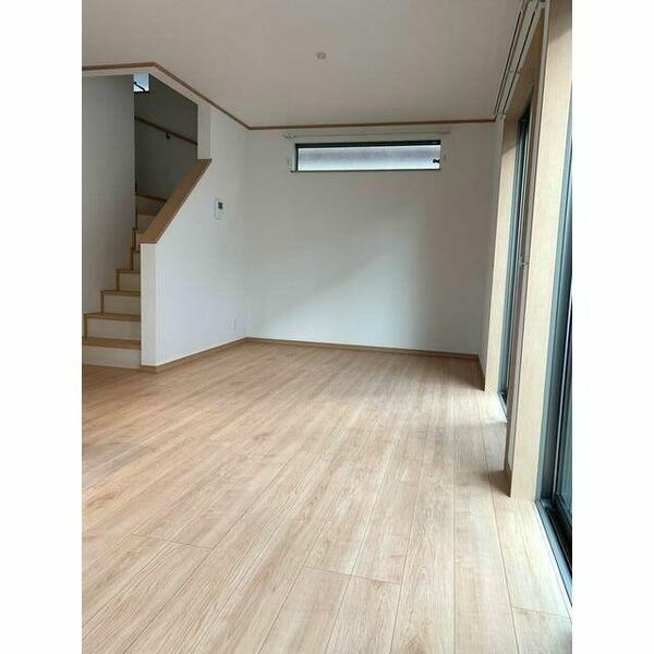 detached 東京都昭島市緑町１丁目

地図を見る