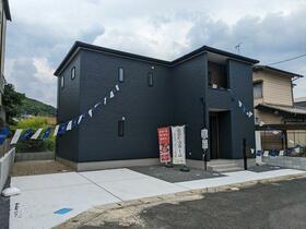福岡県遠賀郡岡垣町海老津駅南２丁目