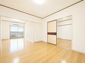 シャンボール岡崎