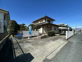 群馬県伊勢崎市今泉町１丁目