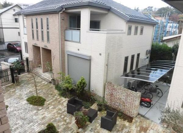 detached 東京都稲城市平尾１丁目

地図を見る