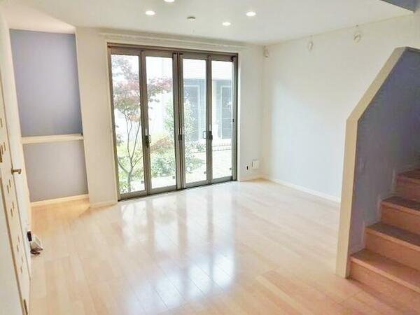 detached 東京都稲城市平尾１丁目

地図を見る