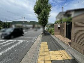 京都府京都市山科区西野山中臣町