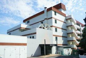 ロイヤルビュー川奈