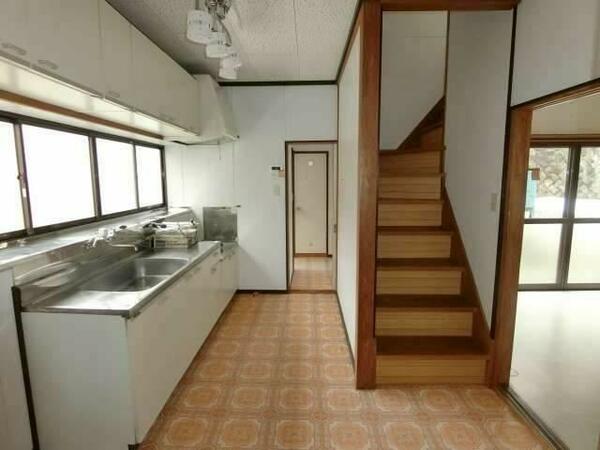detached 秋田県男鹿市船川港金川字姫ケ沢

地図を見る