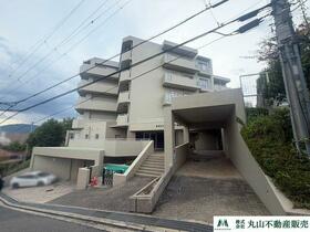 ネオハイツ学園前V番館