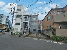 東京都足立区梅島３丁目