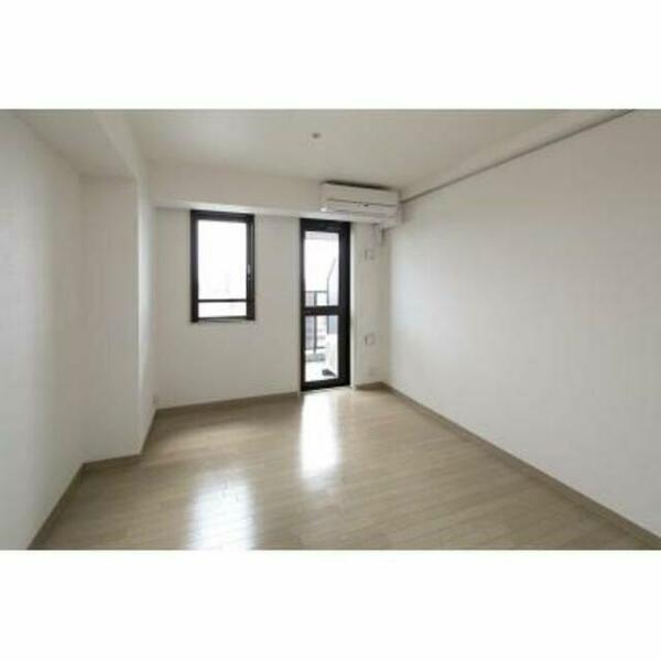 apartment 東京都中央区日本橋中洲
地図を見る