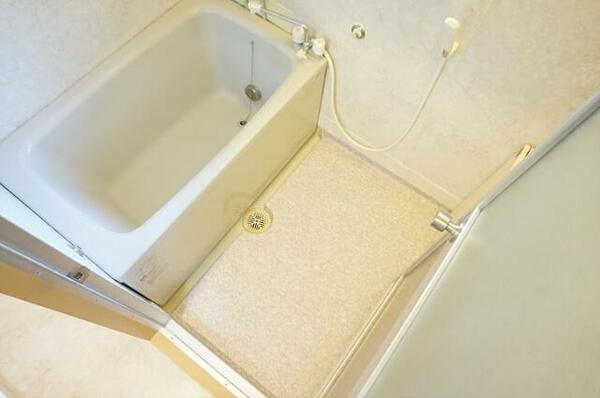 detached 東京都調布市下石原３丁目

地図を見る