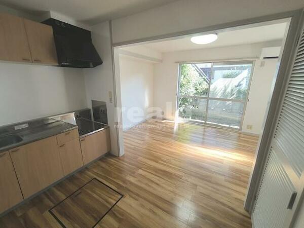 detached 東京都西東京市新町２丁目

地図を見る