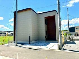 香川県丸亀市柞原町