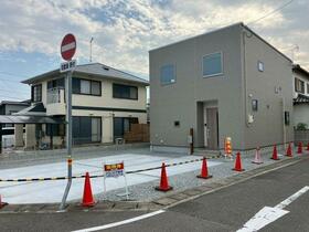 香川県丸亀市前塩屋町１丁目