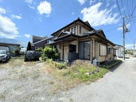 山梨県南アルプス市加賀美
