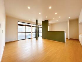 兵庫県揖保郡太子町鵤