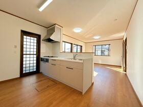 埼玉県児玉郡上里町大字嘉美