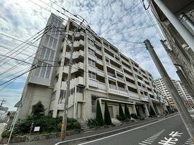アンピール千早駅南