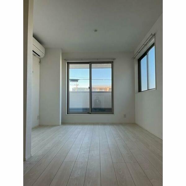 detached 東京都江戸川区篠崎町３丁目

地図を見る