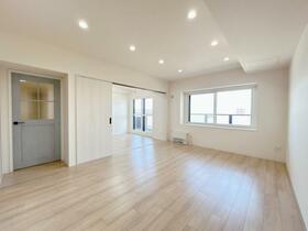 ガーデンハウス　ラ・モード稲穂