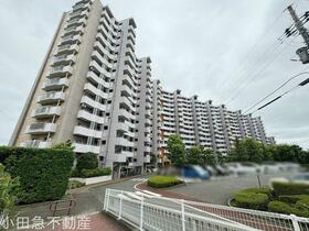 新ゆりグリーンタウンポプラ街区２号棟